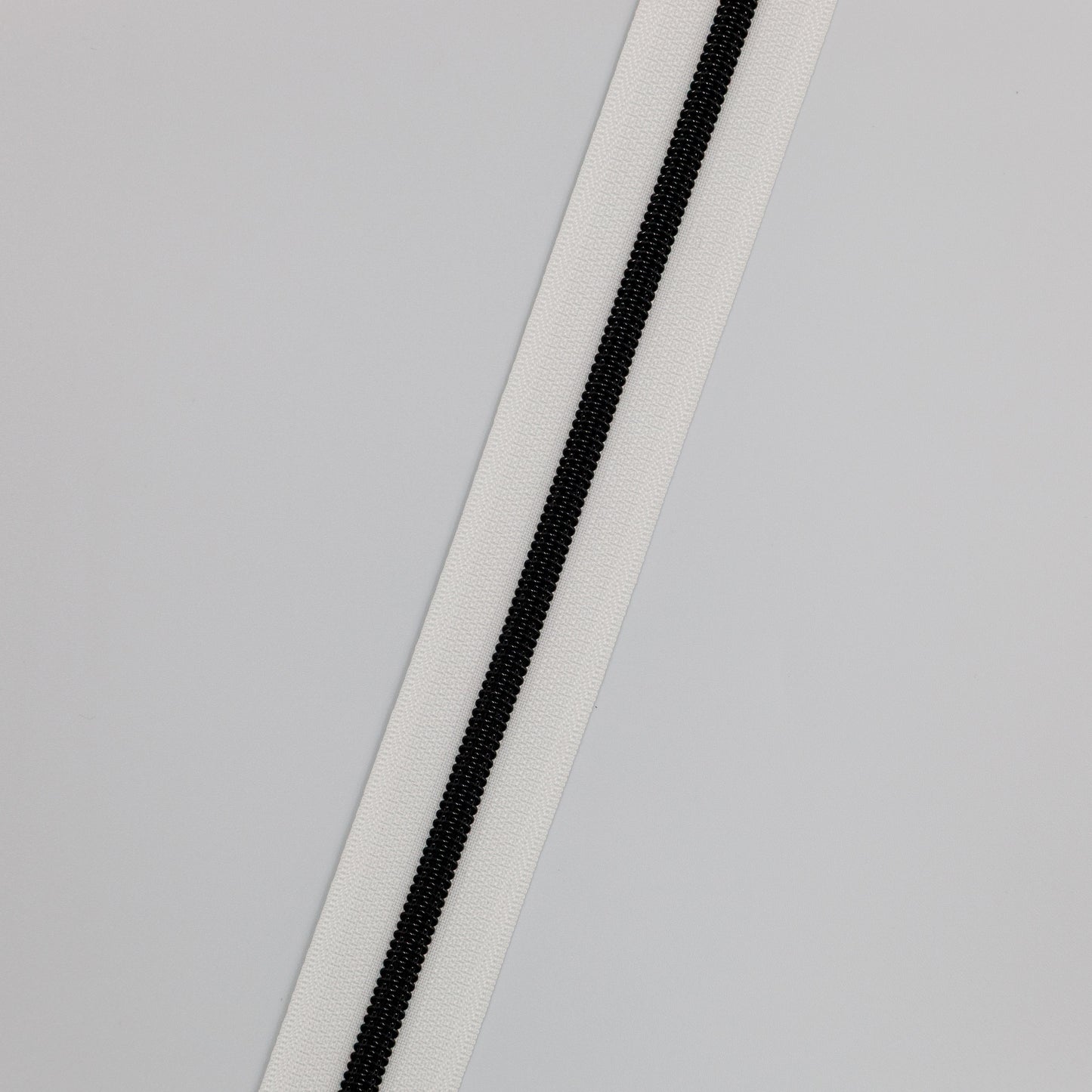 Zipper Tape - Black/White