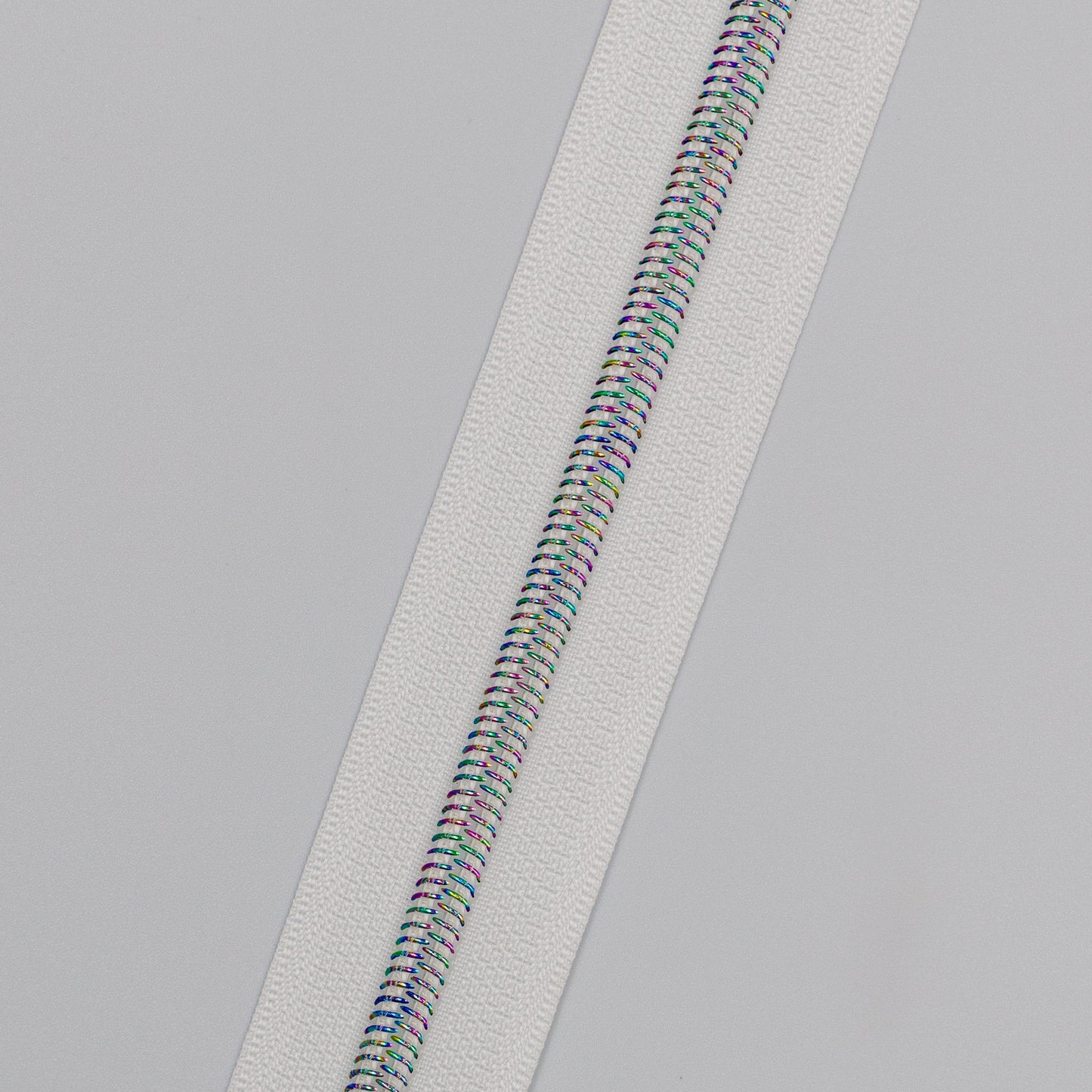 Zipper Tape - White/White Iridescent