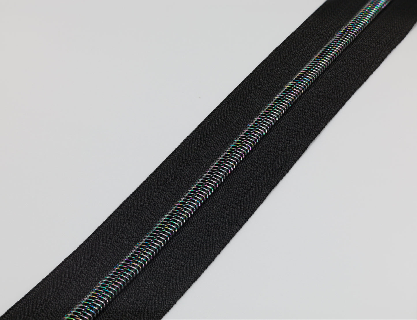 Zipper Tape - Black/Black Iridescent